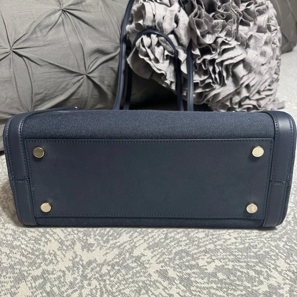 Kate Spade Market Tote - Picture 5 of 10